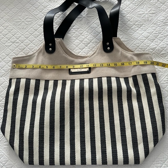 Sun ‘N’ Sand Tote Bag - Picture 2 of 5